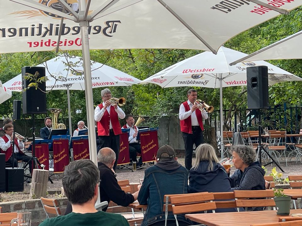 Suchen Kellner/in für Ausschank in Halle