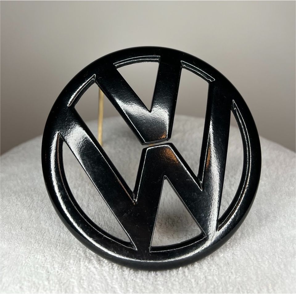 VW Emblem Zeichen hinten Heck Heckklappe Schwarz in Nordrhein-Westfalen -  Heinsberg, Ersatz- & Reparaturteile