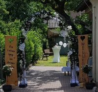 Hochzeit *Verleih* Floristik Traubogen Kirche freie Trauungen Bayern - Bad Bocklet Vorschau