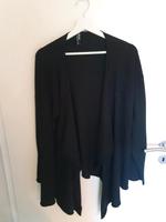 Strickjacke mit Wasserfallausschnitt Gr.42 Niedersachsen - Schöningen Vorschau