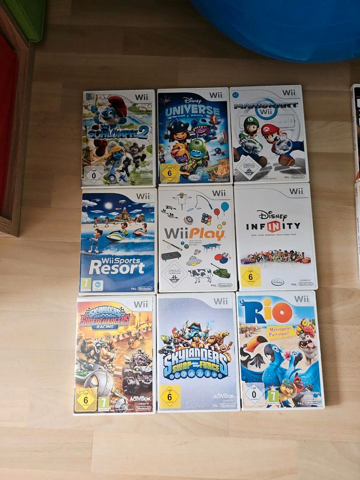 Nintendo Wii Spiele und Figuren in Neuruppin