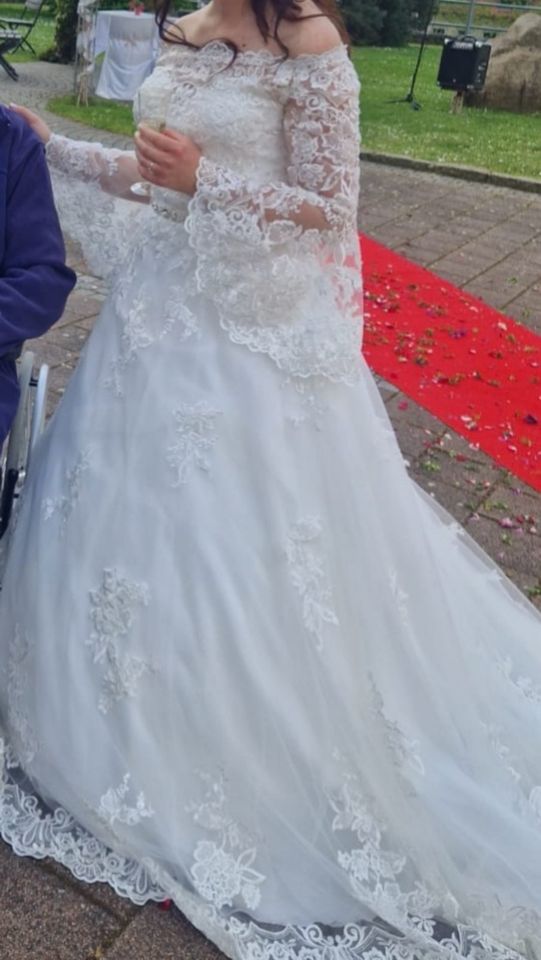 Brautkleid Hochzeitskleid 36 38 M ivory Prinzessin top in Zwenkau