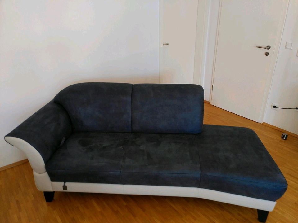 Recamiere Ponsel Sofa Schlaffunktion, ca:  223cm lang, 85cm hoch, in Darmstadt