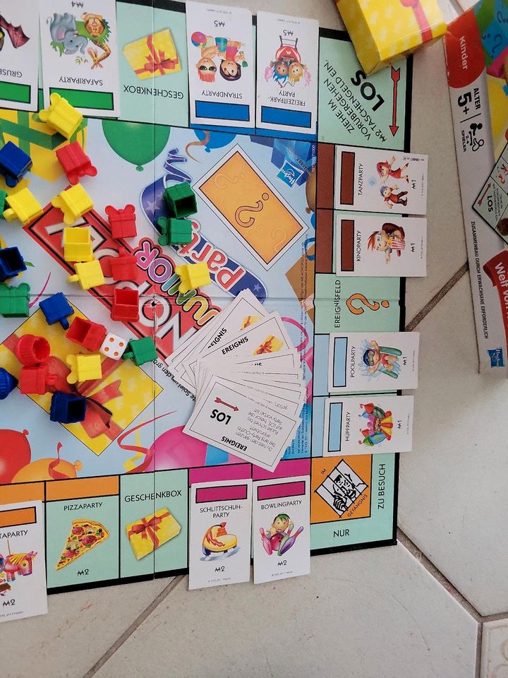 Monopoly Junior Party Ersatzteile Würfel Geld Einzelteile in Kirchardt