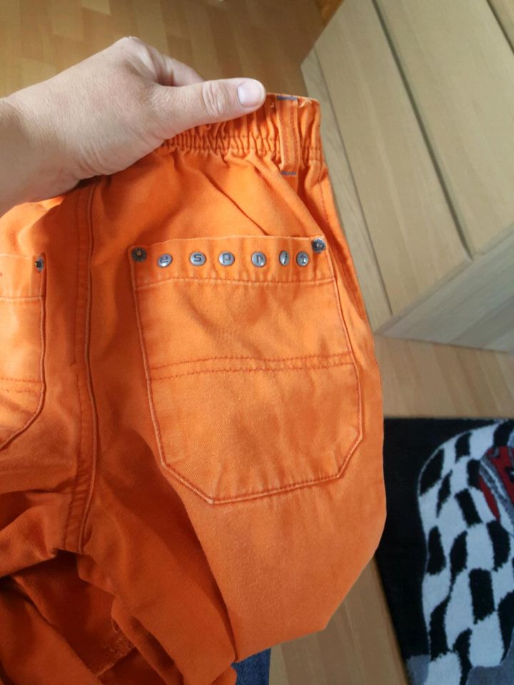 Esprit Jungen Hose Gr. 116 nur 4 Euro in Wittmund