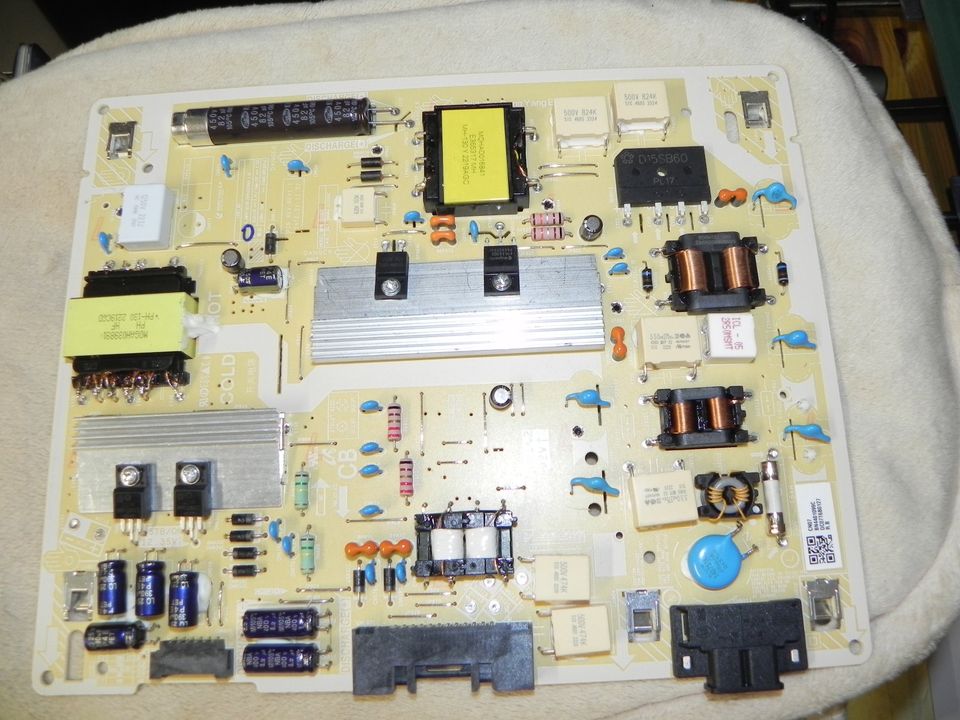 Samsung  Netzteil Power Board BN44-01099C QN43Q60BAFXZA in Plotzsägemühle