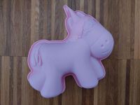 Backform Einhorn Kindergeburtstag Silikon rosa 19cm Baden-Württemberg - Gerlingen Vorschau