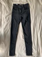 Neuwertige Levis High Rise Super Skinny 720 Jeans, Gr. 25/30 Niedersachsen - Bad Harzburg Vorschau