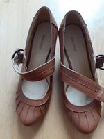 ♛ Schuhe ♛ Riemchenpumps ♛ echt Leder ♛ Gr. 37 Leipzig - Leipzig, Zentrum Vorschau