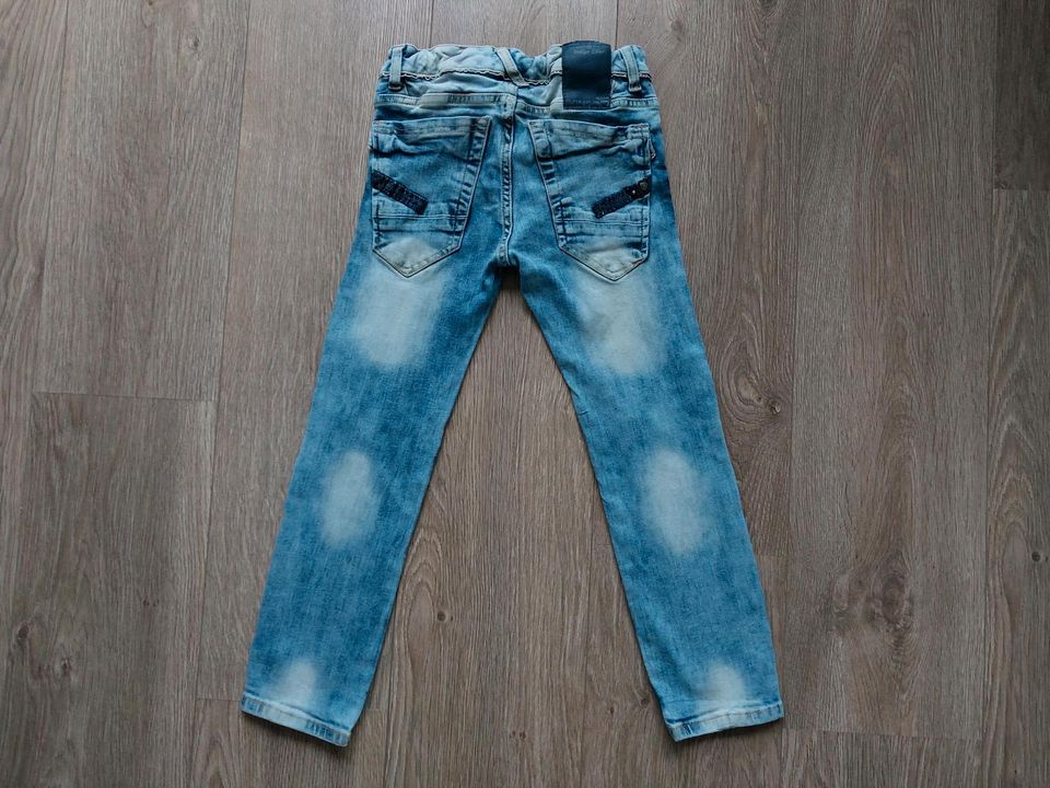 VINGINO Jeans Jeanshose Hose Ampelio Gr. 7 122 in Hamburg