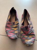 Toms Slipper Bonn - Beuel Vorschau
