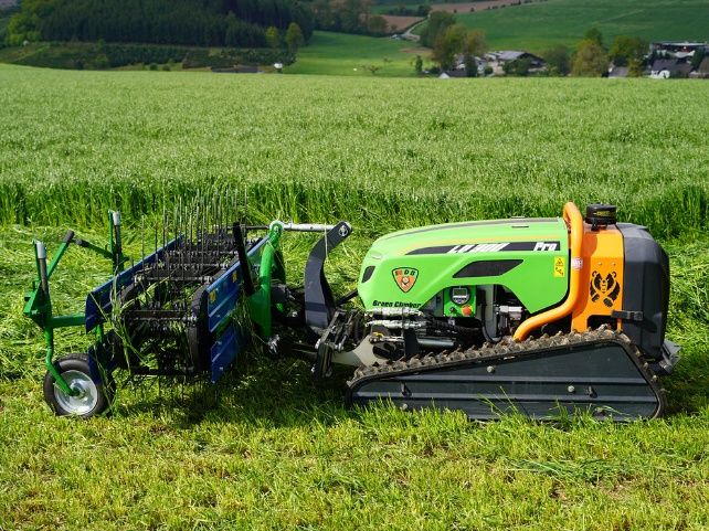 Ferngesteuerter Mulcher LV 300 Pro Raupe Diesel MDB zum Mieten Verleih Leihen Verleihen Vermieten Baumaschinenverleih Hochgras Steilhang Rasenmähen in Rednitzhembach