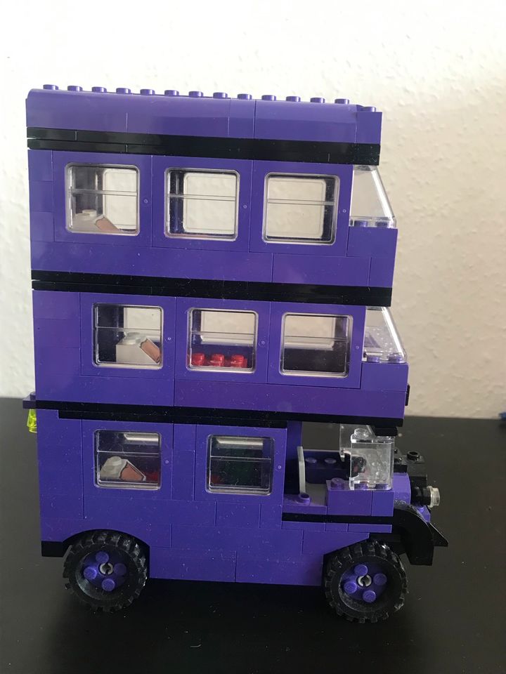 Lego Harry Potter Knight Bus 4755 in Berlin