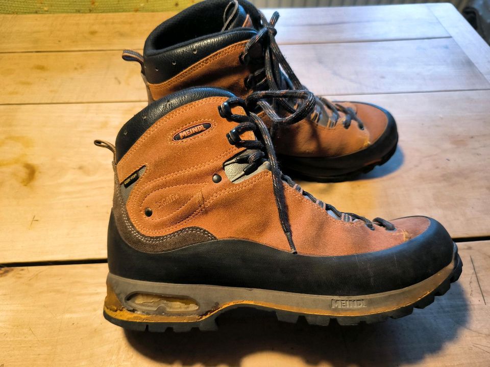 Meindl Alta Rocca Wanderschuhe Gr.45 oder 10½ in Schwarzenbach a d Saale