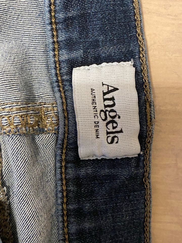 Jeans Hose in Duisburg