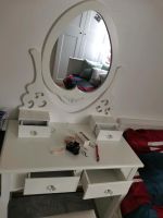 Kosmetik Tisch mit Spiegel und ein Sessel München - Milbertshofen - Am Hart Vorschau