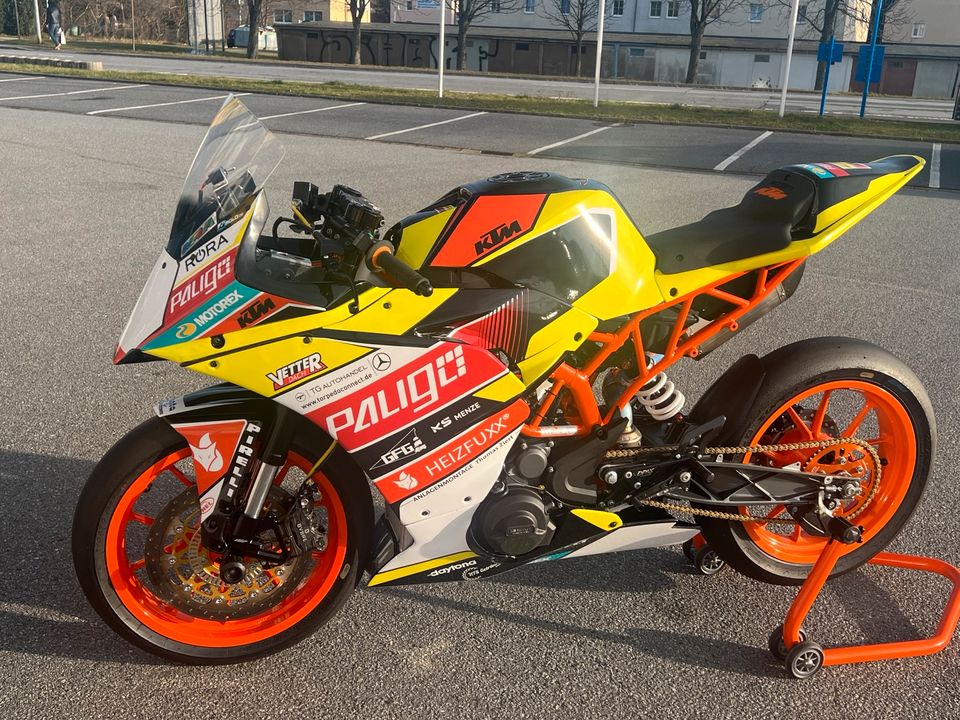 Supersport-300 WM-Bike,KTM RC390R,Akrapovic,Mectronik,WP-Kit,Brembo,Top-Zustand,SSP300,Rennmotorrad,Rennmaschine in Bischofswerda