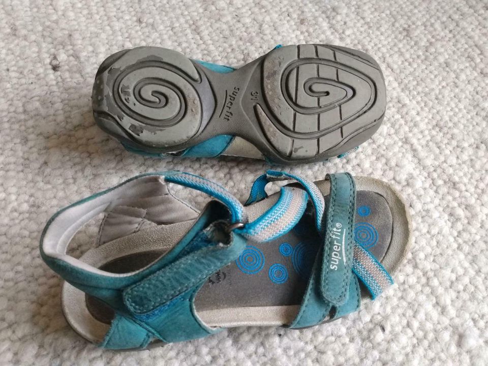 Sandalen Superfit bau/türkis Mädchen Gr. 31 in Berlin