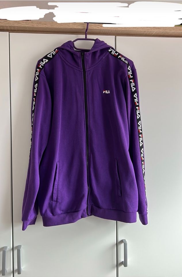 Fila Jacke in Himmelpforten