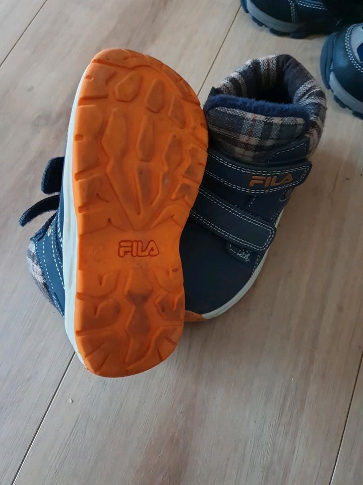 Fila Kinder Winterschuhe Boots / Größe 25 in Wald-Michelbach