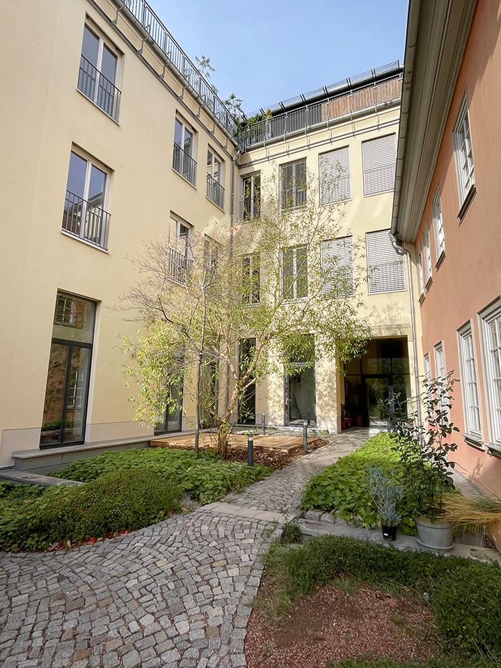 Schicke Stadtwohnung mit Dachterrasse und Balkon in Erfurt