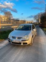 Vw Golf 5 2005 Hessen - Steinbach Vorschau