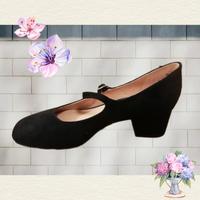 Neue Pumps schwarz mit Absatz 38 Damen ungetragen Original Mitte - Tiergarten Vorschau