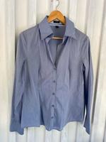 ESPRIT leichte feine Bluse blau Gr. 42 Hessen - Melsungen Vorschau