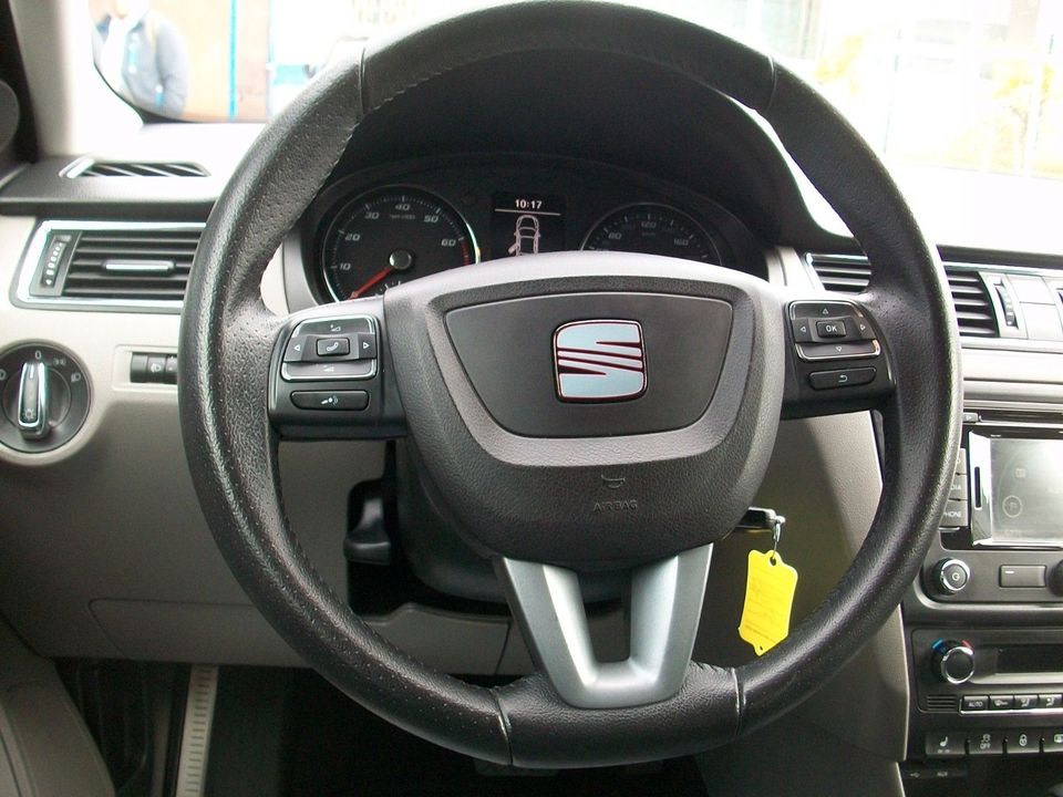 Seat Toledo 1.4 TSI Style *DSG*Navi*PDC*Euro5* in Berlin