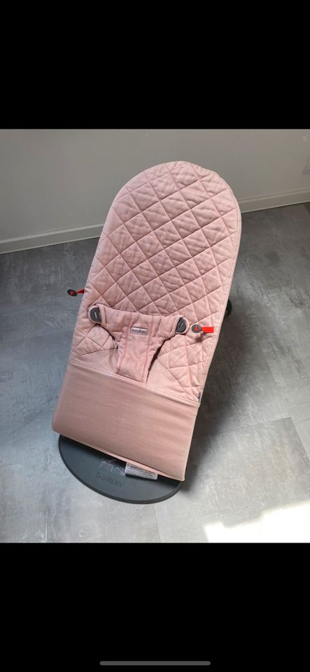 Babybjörn Bouncer Bliss rosa altrosa mit Transporttasche in Duisburg