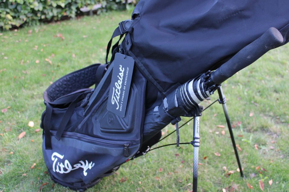 Titleist Players 5 Standbag Limitiert in Soest