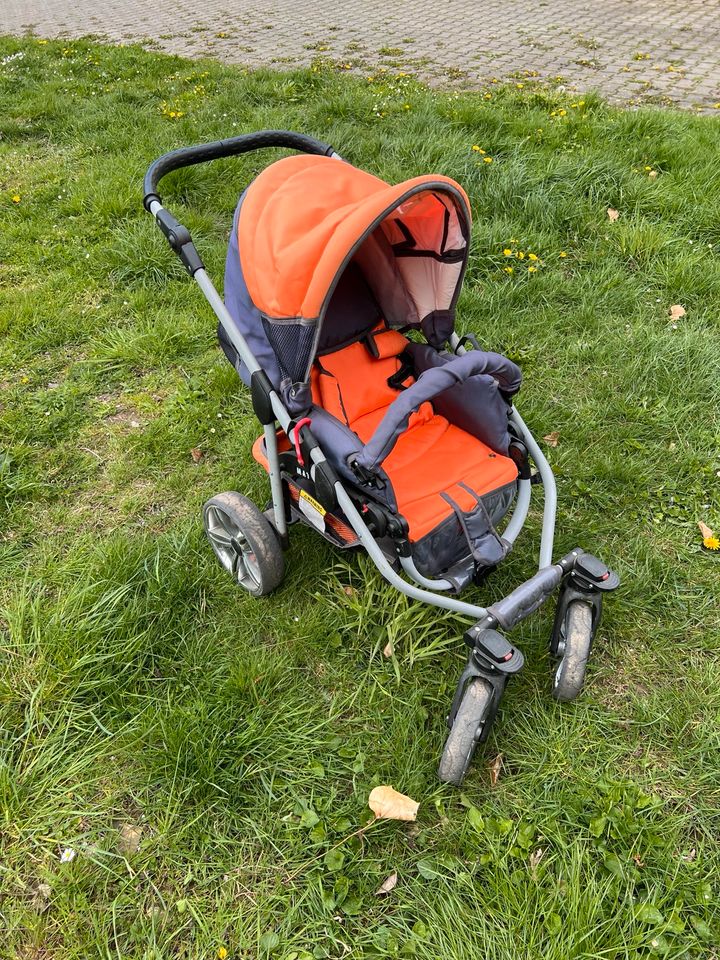 Kinderwagen in Hainichen