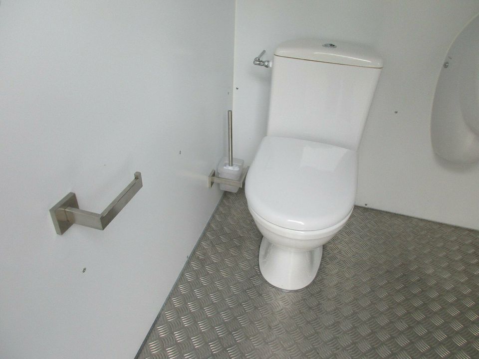 Neuwertiger Toilettenwagen zu vermieten, 2 Damentoiletten. in Wettringen