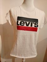 Levis T-Shirt in weiß ❤️ Bayern - Schwabbruck Vorschau