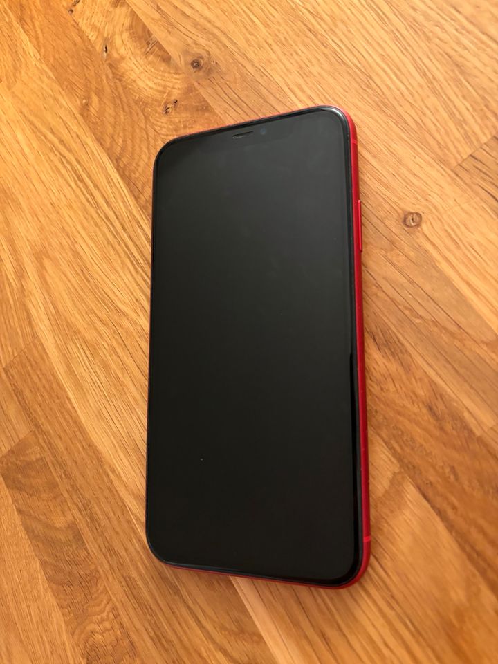 iPhone 11 64 GB + Ladekabel top Zustand in Stuttgart