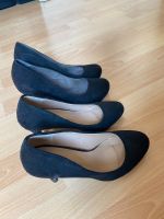 Schuhe mit Absatz / schwarz / Größe 37 + 38 / Wildleder Hannover - Vahrenwald-List Vorschau