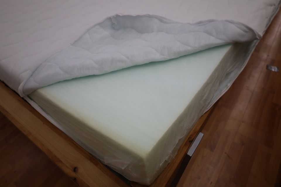 Matratze Bett 160x200cm + Kaltschaum Matratze + Neu auf Lager in Freudenberg