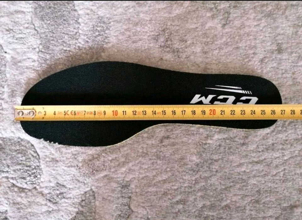 Hockey Inline CCM Super Tacks 9370R Gr. 8D in Lindau