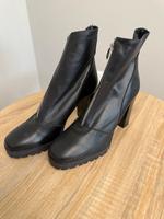 ZARA Echtleder Ankle Boots Schleswig-Holstein - Norderstedt Vorschau