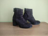 Mjus Stiefelette Gr.36 Wildleder Schuhe Purpurviolett München - Bogenhausen Vorschau