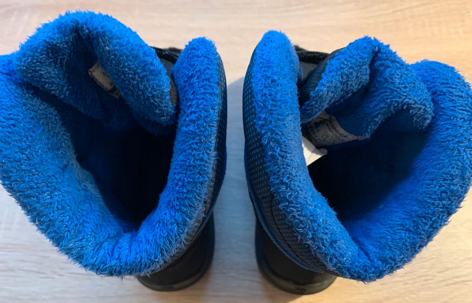 Winterstiefel Größe 32 Kamik schwarz blau in Dornheim (Thüringen)