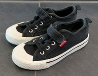 Levis Sneaker Schuhe aus Stoff schwarz Gr.33 Nordrhein-Westfalen - Kerpen Vorschau