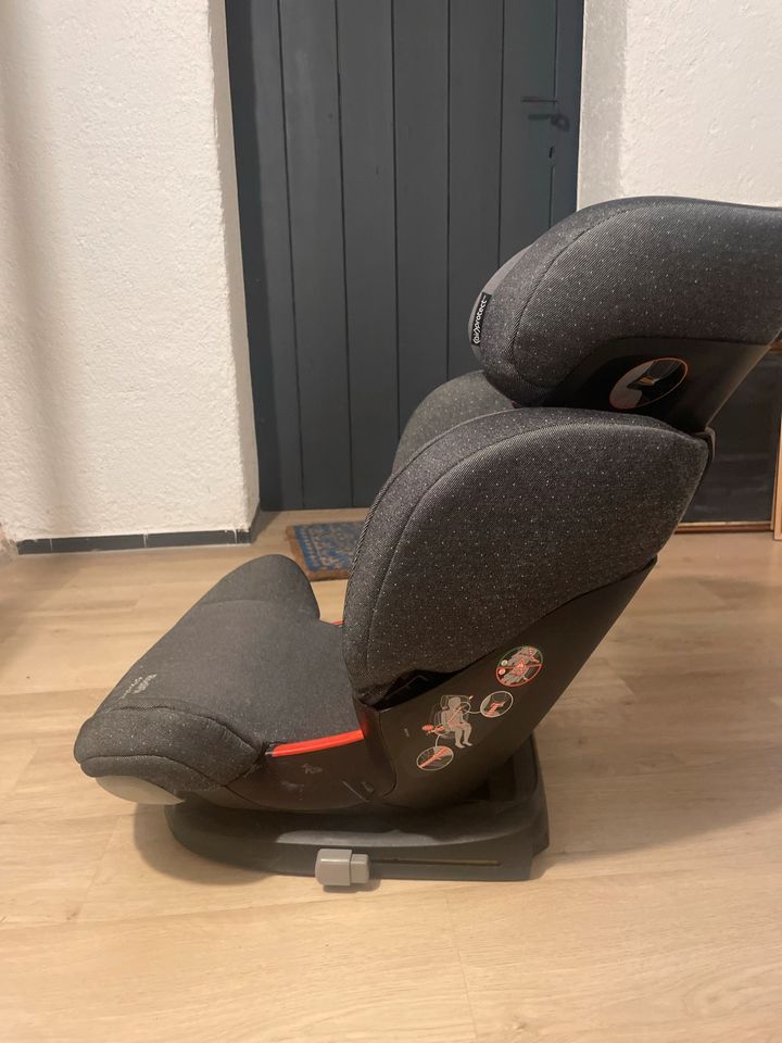 Maxi Cosi RodiFix mit Isofix in Osnabrück