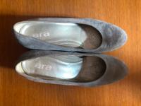 Pumps von ARA in Wildleder Optik in Größe 39,4 1/2 Eimsbüttel - Hamburg Eimsbüttel (Stadtteil) Vorschau