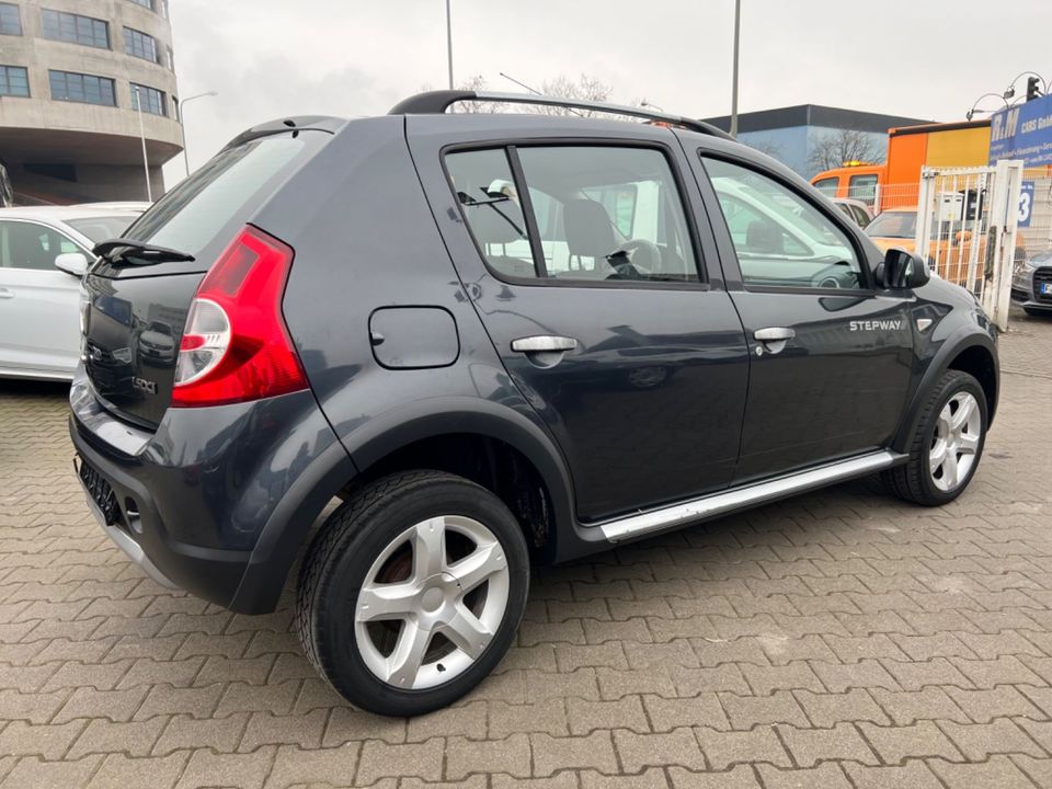 Dacia Sandero Stepway*Klima*Neue Reifen* in Frankfurt am Main