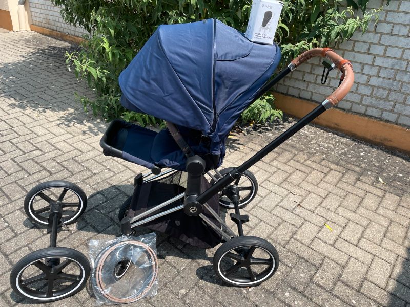 Cybex Priam Kinderwagen in Midnight Blue in Bayern - Senden | eBay  Kleinanzeigen ist jetzt Kleinanzeigen