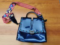 2 Handtaschen Taschen Damen Lackleder Schwarz/Blau Vintage 70er Nordrhein-Westfalen - Mönchengladbach Vorschau