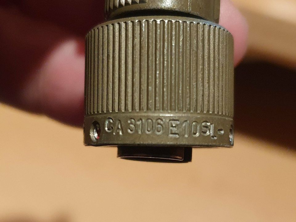 ITT CANNON Stecker CA3106E10SL-4P-B (Vater), Bajonettverschluss in Neumünster