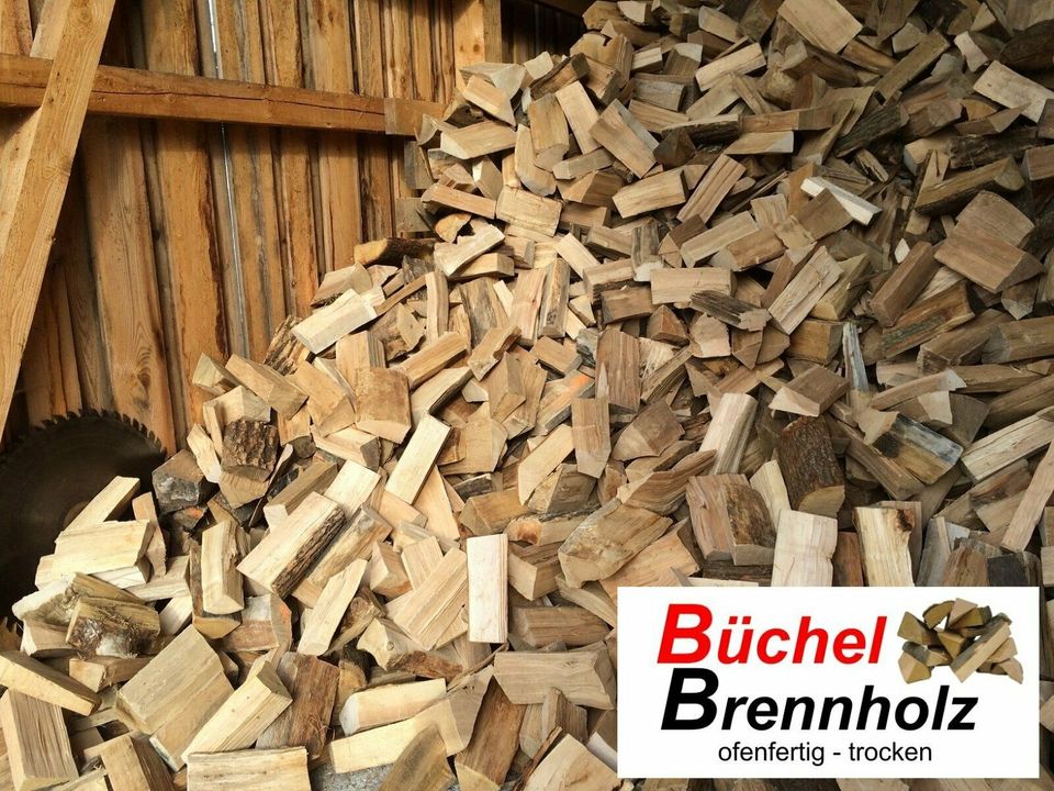 Buche 25 cm Kaminholz Hartholz kammertrocken Brennholz Lieferung in Aichach