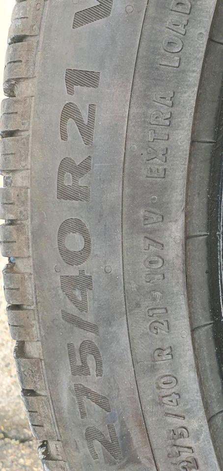 1stk sehr gute winterreifen 275/40R21 in Salach